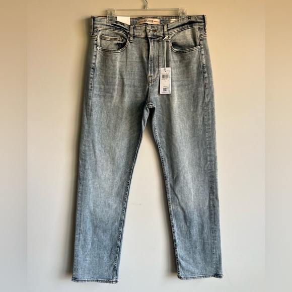Guess Men’s Mason Jeans - Picture 2 of 7